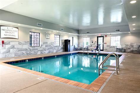 Staybridge Suites Lafayette Amenities