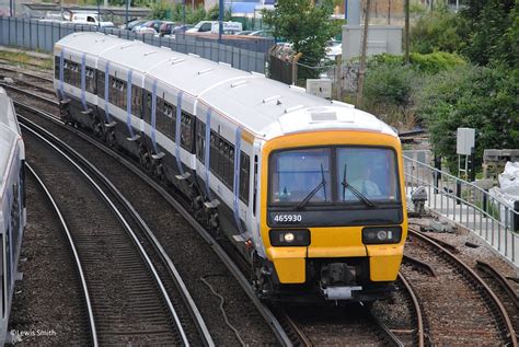 465930 | 465930 Approaches Gillingham Level Crossing On 23rd… | Flickr