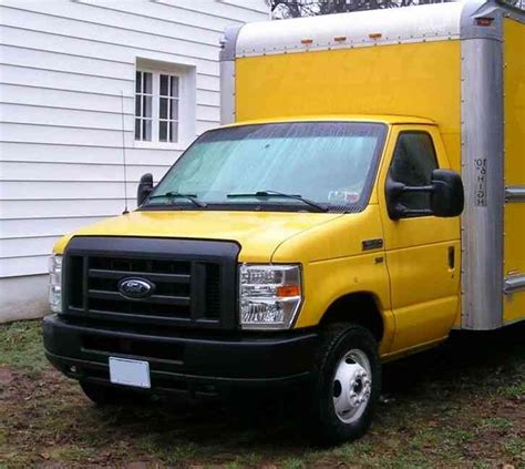 Ford E350 Super Duty (2011) : Van / Box Trucks