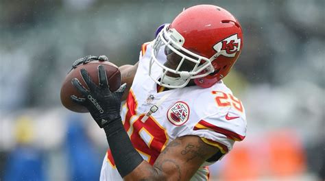 Eric Berry: Chiefs safety signs franchise tender - Sports Illustrated