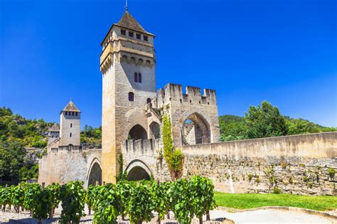 Valentre Bridge in Cahors, France jigsaw puzzle in Bridges puzzles on TheJigsawPuzzles.com