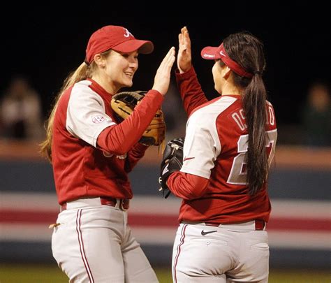 No. 4 Alabama softball outscores foes 42-5 in five Gulf Shores wins ...