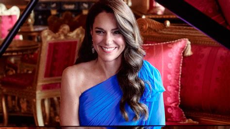 Eurovision surprise as the Princess of Wales Kate Middleton plays piano in stunning show opening ...