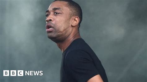 Wiley: Rapper deleted from Facebook and Instagram after anti-Semitic tirade - BBC News