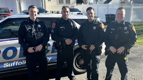 Suffolk County police officers help deliver baby in Shirley, New York - ABC7 New York