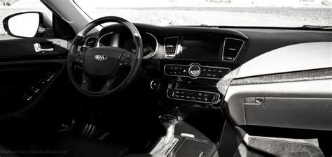 2014 Kia Cadenza Review – Awfully Good For A Car You're Not Gonna Buy | GCBC