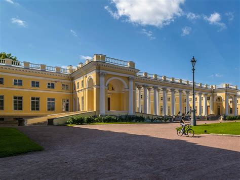 Palace once owned by executed Russian tsar undergoes two-billion-ruble renovation - Lonely Planet