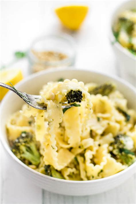 Mafalde Pasta with Broccoli, Lemon & Pine Nuts - Happy Veggie Kitchen