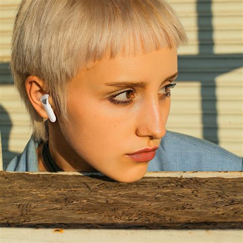 Air3 Deluxe Half In Ear True Delicate Wireless Earbuds - SOUNDPEATS