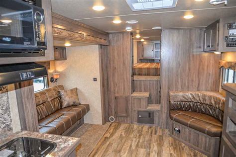 America's #1 Sold Living Quarters Horse Trailer | Lakota Horse Trailers » C8X15CL – Charger ...