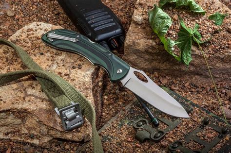 Choosing the Best Tactical Survival Knife for Outdoor Activities - November.2024