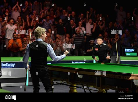 Betway UK Snooker Championship - Day Twelve - York Barbican Stock Photo - Alamy