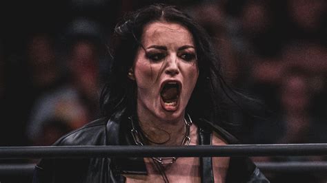 Saraya lashes out at former AEW women's champion