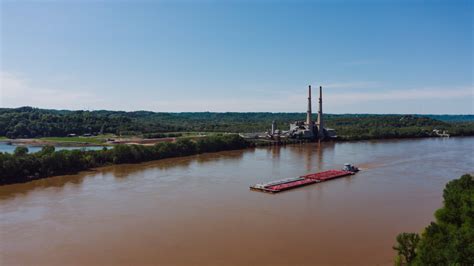 The Guide to Types of Barges - Archway Marine