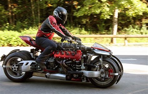 The Lazareth LM 847: The 4-Wheel Motorcycle You Never Knew You Wanted - ThrottleXtreme