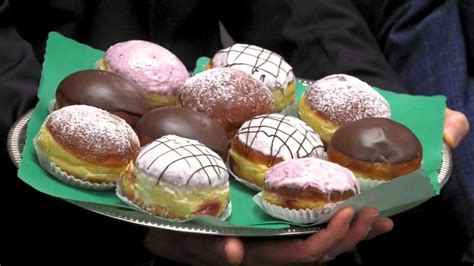 The Polish Community Celebrates Paczki Day With Illinois Gov. - Medill Reports Chicago