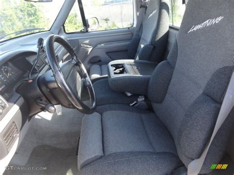 SVT Gray Interior 1995 Ford F150 SVT Lightning Photo #64362387 | GTCarLot.com