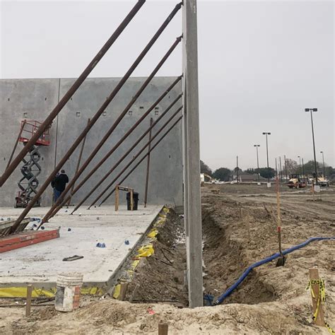 Tilt-Up Walls – HTX Concrete