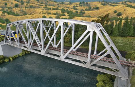 Arched Pratt Truss Bridge, single Track – All American Trains