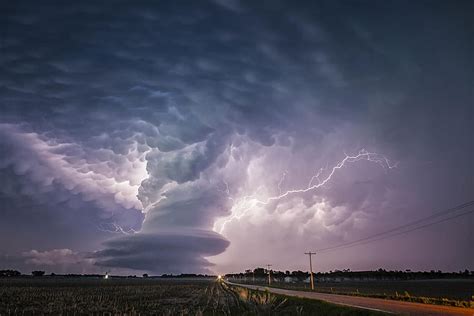 Mammatus Clouds Wallpaper