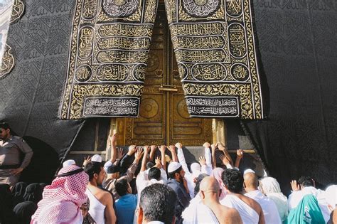 Wuih, Pintu Ka’bah Ada yang Berusia 5.000 Tahun