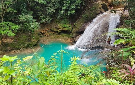 Blue Hole in Jamaica - Everything you need to know!