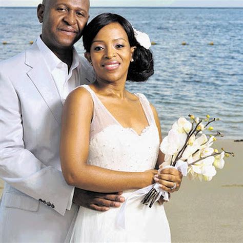 Julius Malema Wedding Ring - Julius Malema Wishes For A Baby Girl Sa411 - If the yanos bus left ...