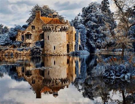 Scotney Castle, England | 美しい場所, 城, 廃墟 画像