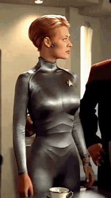 Jeri Ryan Seven Of Nine GIF - Jeri Ryan Seven Of Nine Star Trek Voyager ...