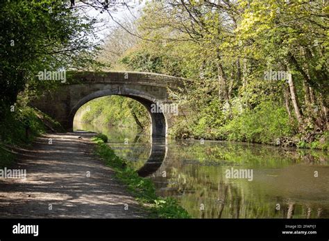 Lancaster Canal Bridge 17 Stock Photo - Alamy