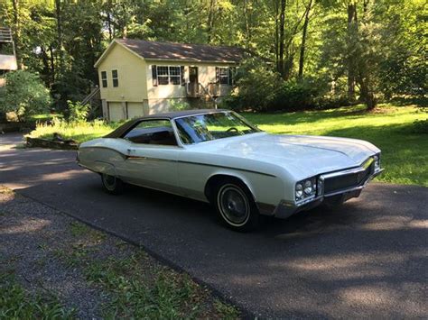 Classic Buick Riviera For Sale on ClassicCars.com - 105 Available