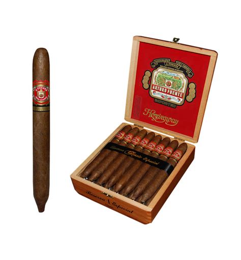 Arturo Fuente Hemingway Classic Natural - CDM Cigars