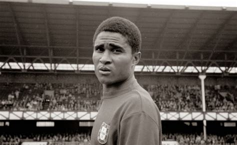 World Cup Heroes - Eusebio | FOOTY FAIR