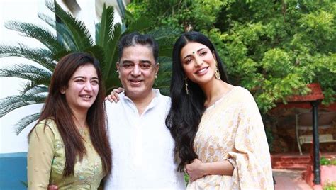 Kamal Haasan rings in 65th birthday with daughters…