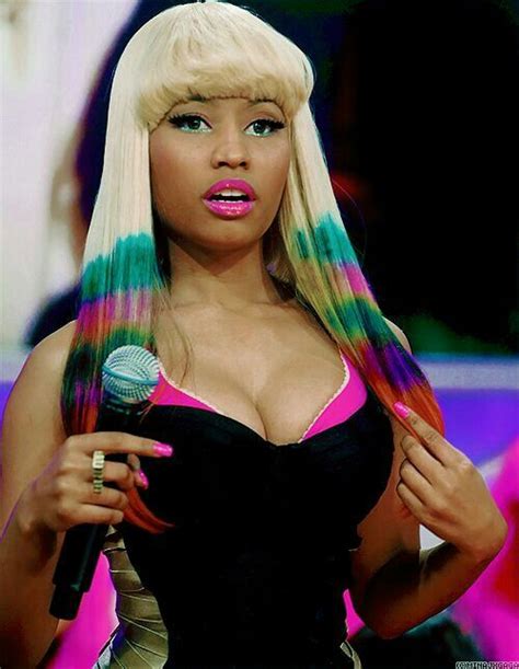 Minaj rainbow hair | Nicki minaj, Celebs, Wonder woman