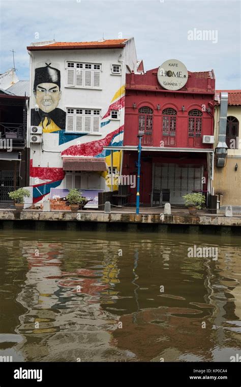 Street art along the Melaka River, Malacca, Malaysia Stock Photo - Alamy