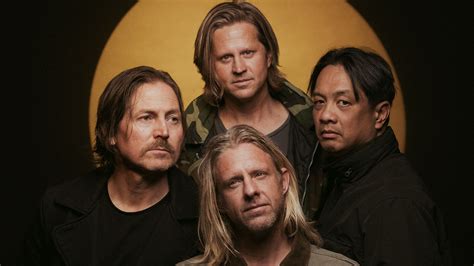 SWITCHFOOT Livestreams - VEEPS