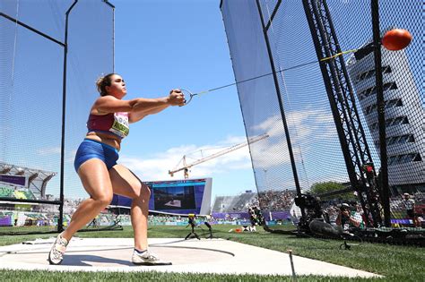 United States dominate women's hammer throw at World Athletics Championships