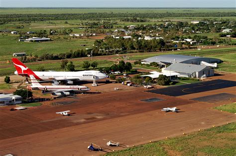 Longreach - Flying The Outback