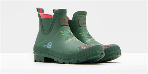 10 Best Garden Shoes & Boots in 2018 - Waterproof Gardening Shoes and Clogs