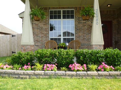 front porch landscape ideas | Porch landscaping, Front porch garden, Front porch landscaping ideas