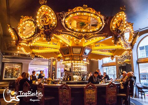 Cocktail History at New Orleans Revolving Carousel Bar | Trop Rockin