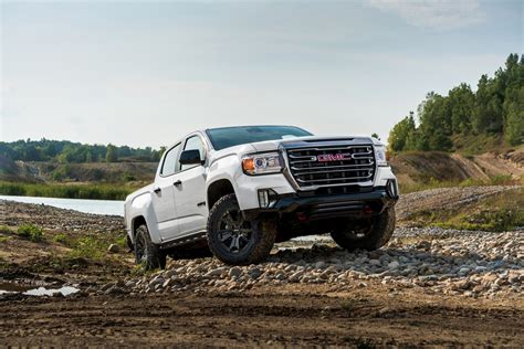 2021 GMC Canyon AT4 Off-Road Performance Edition Debuts With Extra Protection And Improved ...