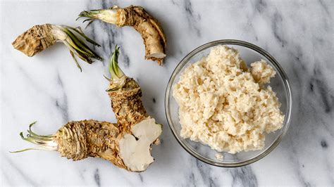 Horseradish: Nutrition, Benefits, Uses, and Side Effects