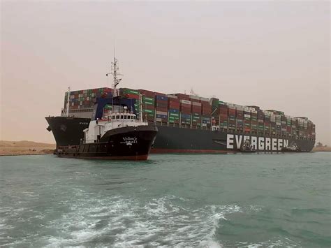 Massive container ship runs aground in Suez Canal, halting traffic | MPR News