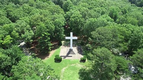 Cross located on South University in Sewanee, TN - YouTube