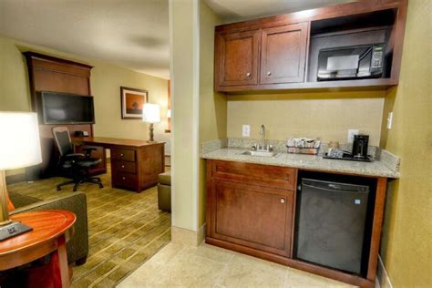 Hampton Inn & Suites Tifton Tifton | Bookonline.com