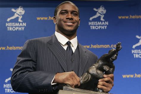 Heisman Trust returns trophy to USC's Reggie Bush - Chicago Sun-Times