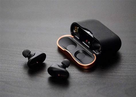 The 15 Best Noise Cancelling Earbuds in 2024