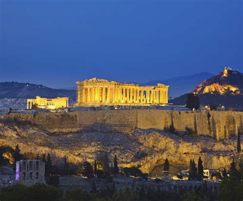 Athens Night Tour - athenslifedestination.com